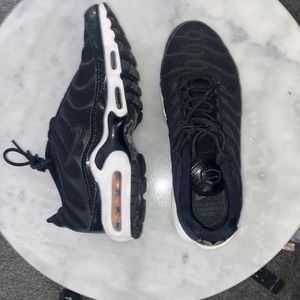 size 7 tns